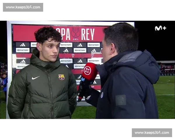 巴萨教练席困局:高压与误判下的情绪失控 巴萨教练席困局:高压与误判下的情绪失控