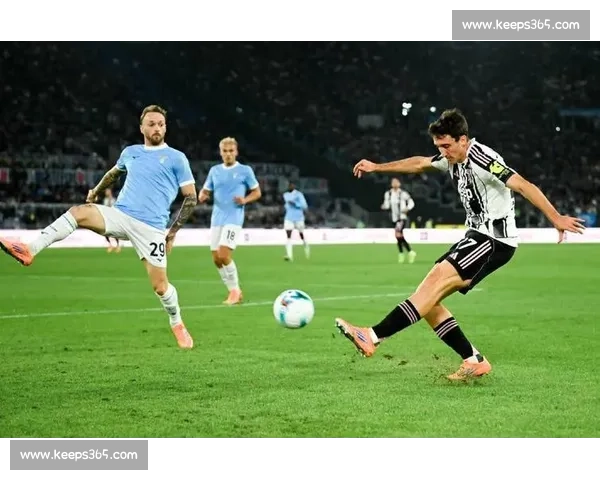 拉齐奥 1-0 尤文:罗马尼奥利坐镇,弗拉霍维奇哑火 拉齐奥 1-0 尤文:罗马尼奥利坐镇,弗拉霍维奇哑火