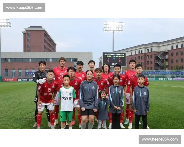 暖阳照看台！泰山 31 海港，三万球迷享足球盛宴