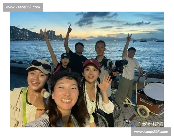 方力申林梦鸽直播骑行香港:车轮上的港风与全运故事 方力申林梦鸽直播骑行香港:车轮上的港风与全运故事